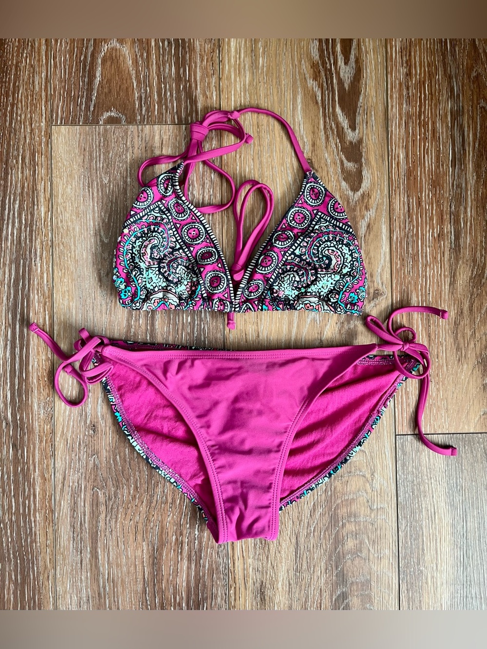 Ninety Six Degrees Paisley Beaded Scrunch Butt Bikini Set Top: L Bottom: S
